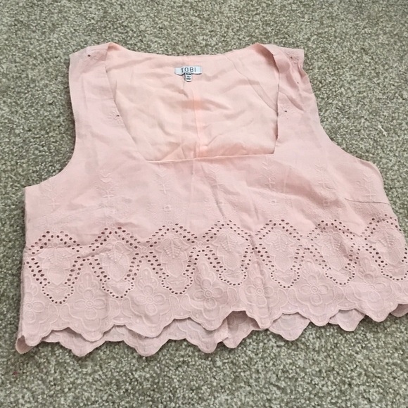 NWOT cropped tank form tobi 💕 - Picture 1 of 2